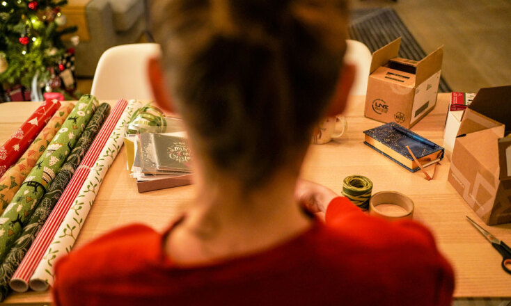 Συσκευάστε τα δώρα μόνοι σας