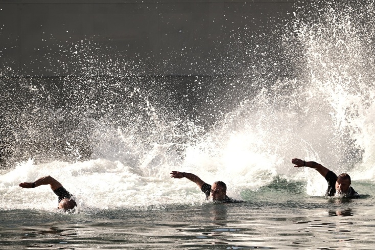 Θεοφάνεια 2025 στην Ελλάδα: 20 + 1 φωτογραφίες από την τελετή καθαγιασμού των υδάτων