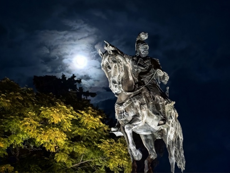 πανσέληνος, αγαλμα, δεντρα