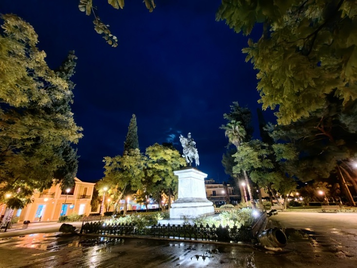 πλατεια, παρκο, αγαλμα, ουρανος