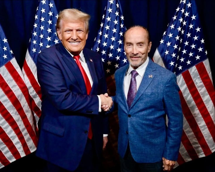 Ο Ντόναλντ Τραμπ με τον Λι Γκρίνγουντ