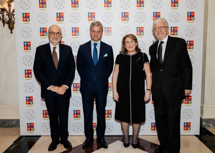 Διευθυντής/President Κολλεγίου Αθηνών Καθηγητής Σπύρος Ν. Πολλάλης, Πρόεδρος του Board of Trustees Κολλεγίου Αθηνών Γιώργος Αντωνιάδης, Πρόεδρος της Centennial Steering Committee Αννίκα Παπαντωνίου, Πρόεδρος του Διοικητικού Συμβουλίου Ελληνοαμερικανικού Εκπαιδευτικού Ιδρύματος Αλέξανδρος Φυλακτόπουλος