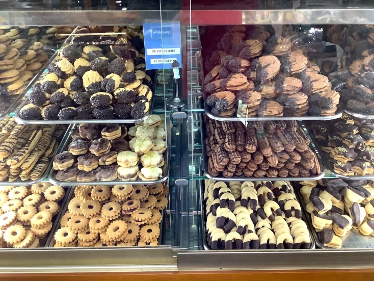 «Δημιουργούμε γλυκές αναμνήσεις» είναι το σλόγκαν του Αβέρωφ Gateau de Luxe