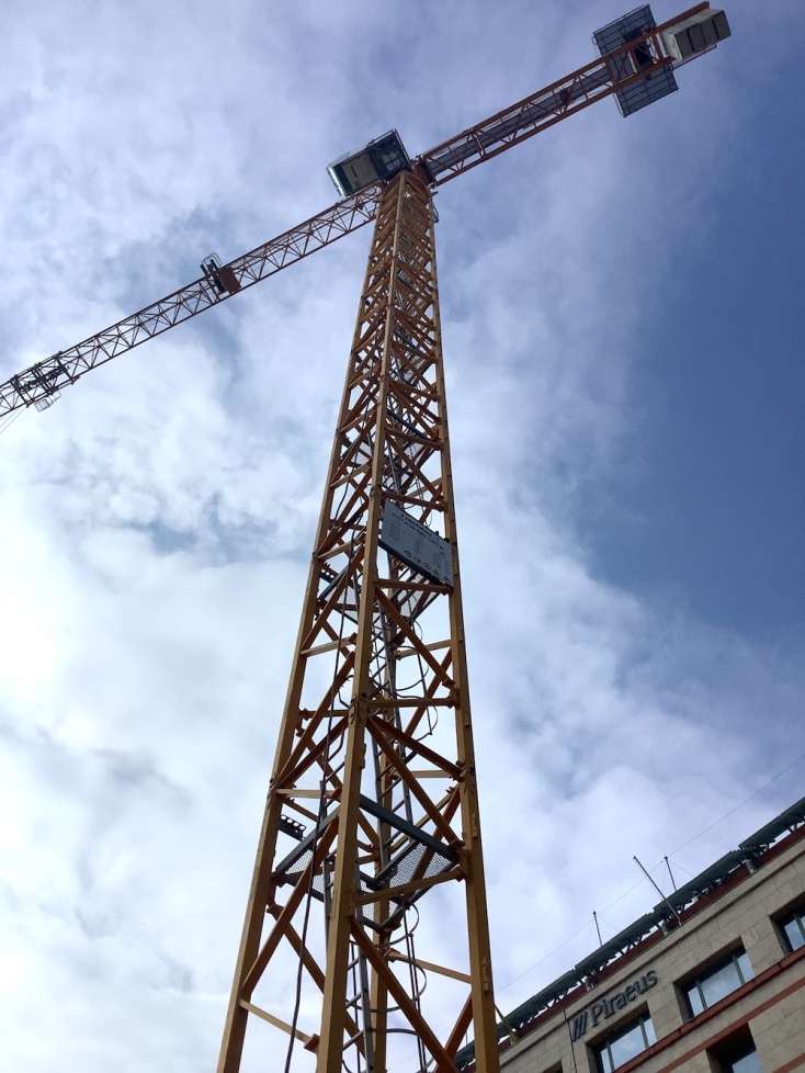 Γερανός Τσιμισκή και Εθνικής Αμύνης