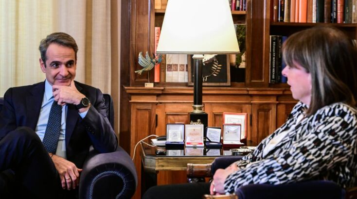 Κυριάκος Μητσοτάκης και Κατερίνα Σακελλαροπούλου στο Προεδρικό Μέγαρο