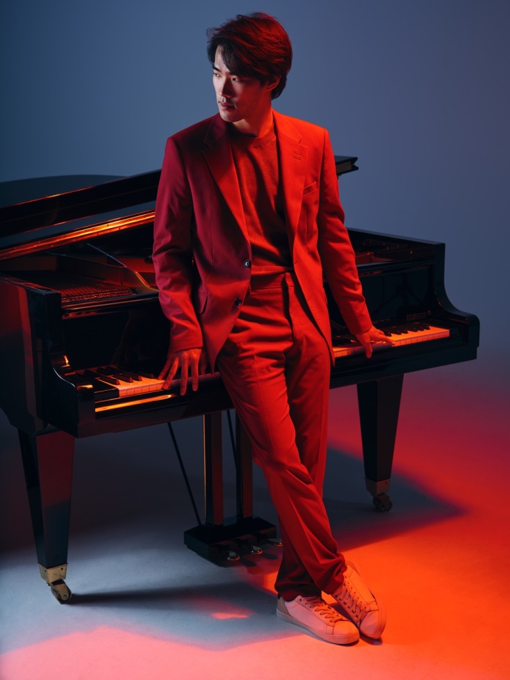 Ο Μπρους Λιου στο Φεστιβάλ της άνοιξης 2025 στο Μέγαρο Μουσικής Αθηνών