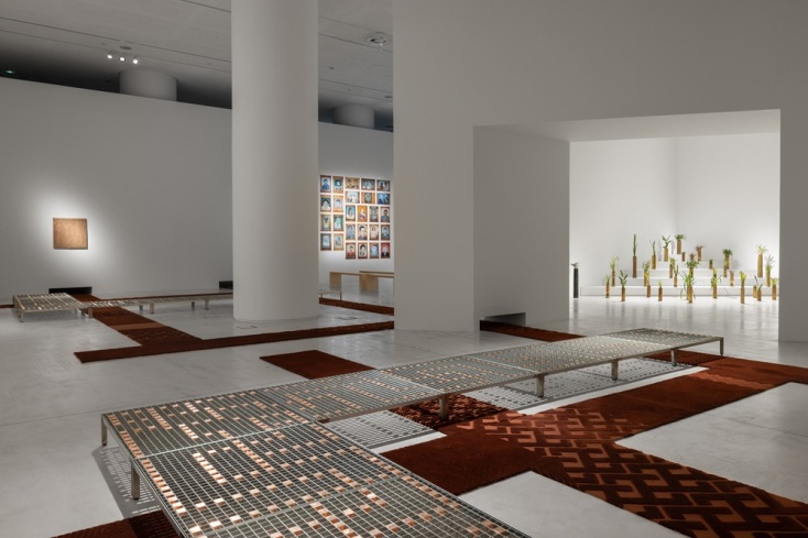 Σάμι Μπαλότζι: Απόηχοι της ιστορίας, σκιές της προόδου στο ΕΜΣΤ