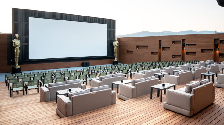 Options Open Air Cinema στο Escape Center