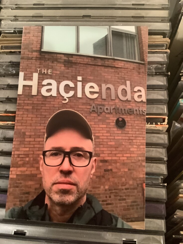 Ο Αυρήλιος Κουκούτσης του δισκοπωλείου Noise