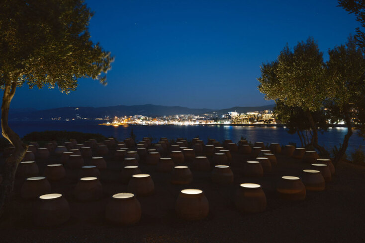 Δανάη Στράτου / «Ενάρετη Σπείρα»