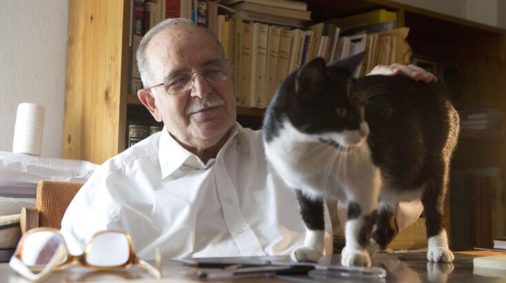 Το ΔΣ Θεσσαλονίκης εγκρίνει τη μεταφορά των οστών του ποιητή Ντίνου Χριστιανόπουλου στην Ευαγγελίστρια, τιμώντας την προσφορά του με τη δημιουργία μνημείου.