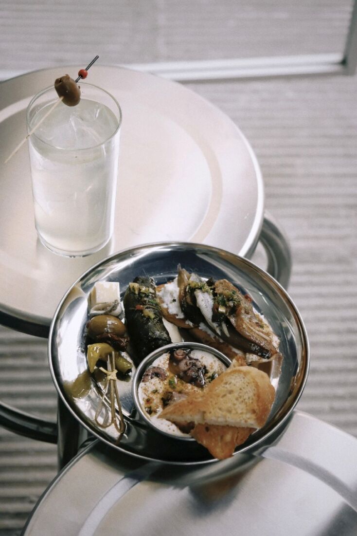 Κόμνα Τράκα