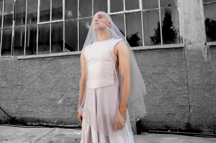 Ο Τάσος Λέκκας υποδύεται την Ερμιόνη