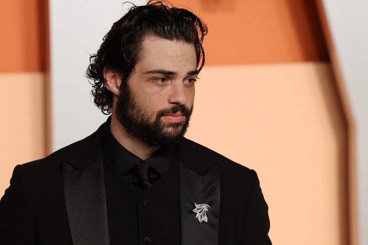 Ο Νόα Σεντίνεο 