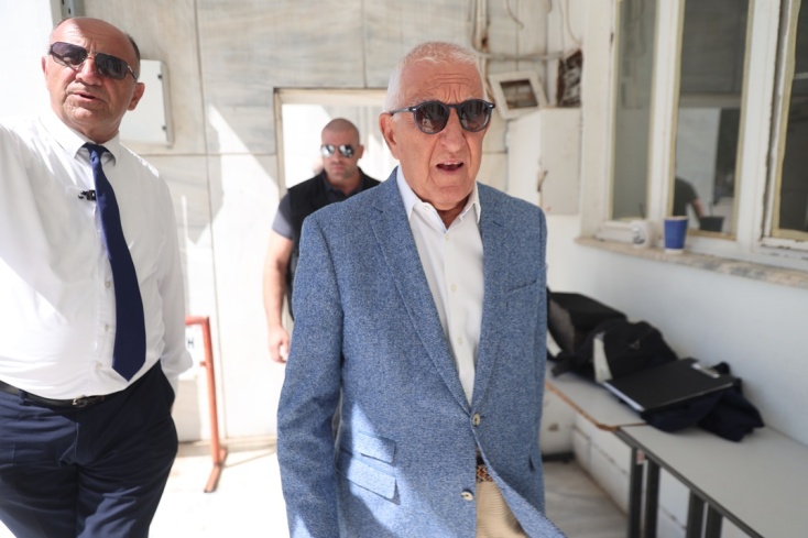 Ο Πρόεδρος της Βουλής, Νικήτας Κακλαμάνης στην κηδεία του Δημήτρη Κωνσταντάρα