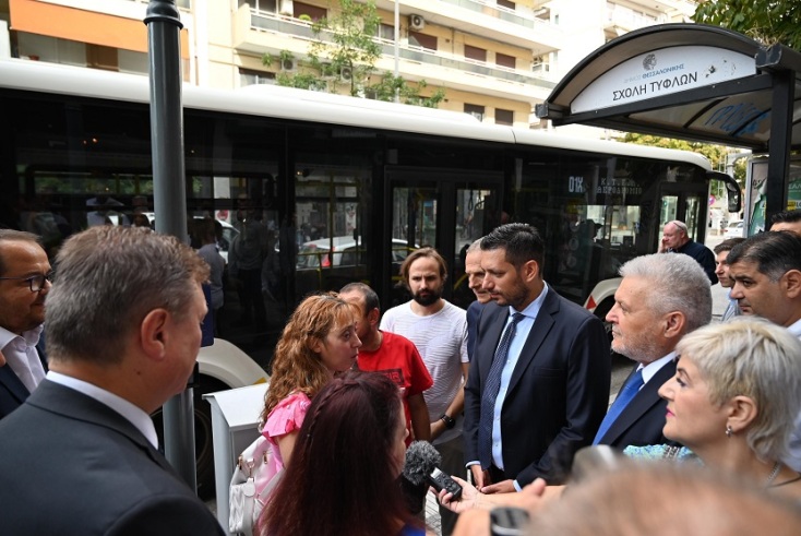 πινακίδες Braille σε στάσεις του ΟΑΣΘ