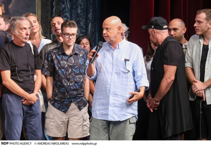 O Γιάννης Χουβαρδάς στο Δημοτικό Θέατρο Πειραιά