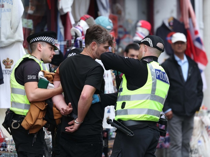 Βρετανία: Ξεκίνησε η επίσκεψη Τραμπ - Διαδηλώσεις και μπλόκα στο Λονδίνο