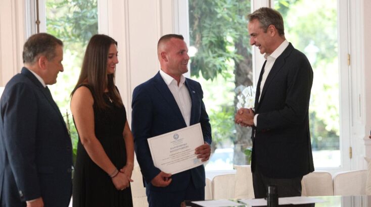  Έλληνας πολίτης ο «ήρωας του Αράχθου»