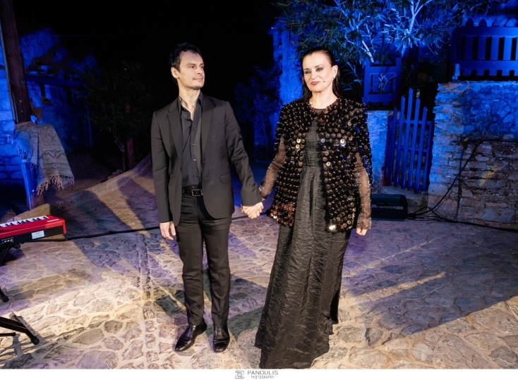 Καρυοφυλλιά Καραμπέτη και Μάρκελλος Χρυσικόπουλος στη «Μήδεια» του Μπέντα, Ανάβατος Χϊου