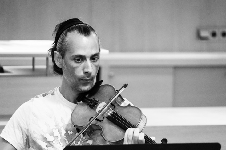 Ο Σιντ Κάρμο στη Διαπόλιτισμική Ορχήστρα της ΕΛΣ