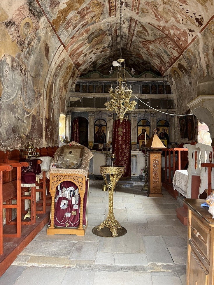 Το εσωτερικό του Καθολικού μετά τις εργασίες συντήρησης