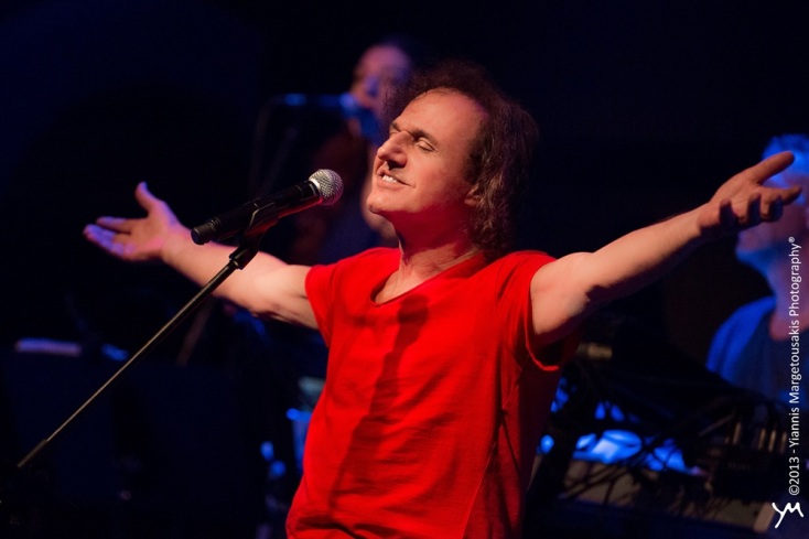 Βασίλης Παπακωνσταντίνου