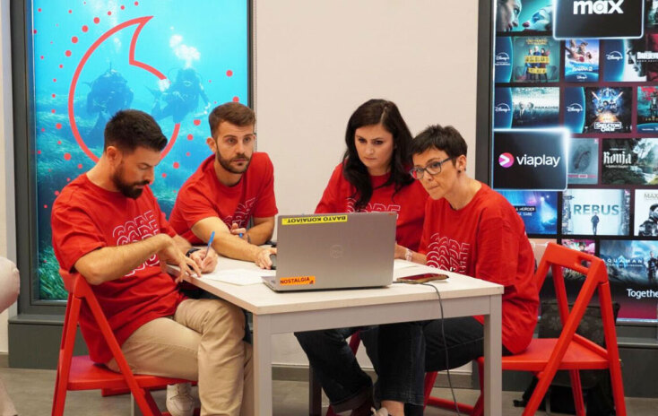 Code Like a Girl της Vodafone