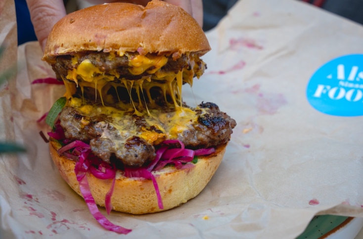 Ένα από τα μπέργκερ του Alsi Sinaja 