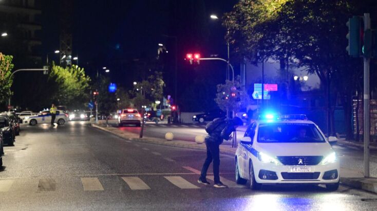 Χαρακτηριστική είναι η φράση-μήνυμα με την οποία συνοδεύεται η ανάληψη ευθύνης: «Σας πιάσαμε με τη γίδα στην πλάτη».