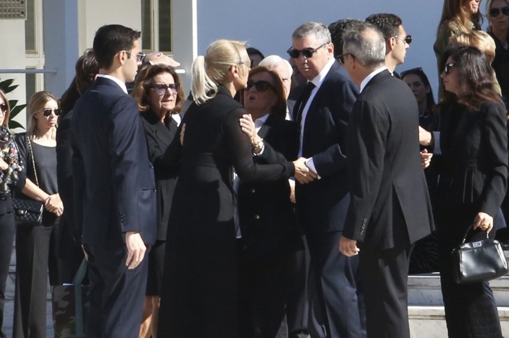 Θρήνος στο τελευταίο αντίο στη Μαρίσσα Λαιμού στο Α' Νεκροταφείο 