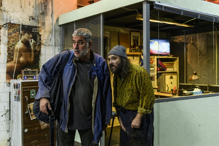 Άνθρωποι και ποντίκια στον πολυχώρο Cartel