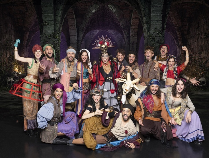 Η Παναγία των Παρισίων στο Θέατρον