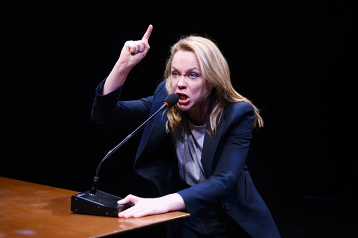 Prima Facie για δεύτερη σεζόν στο θέατρο Πορεία