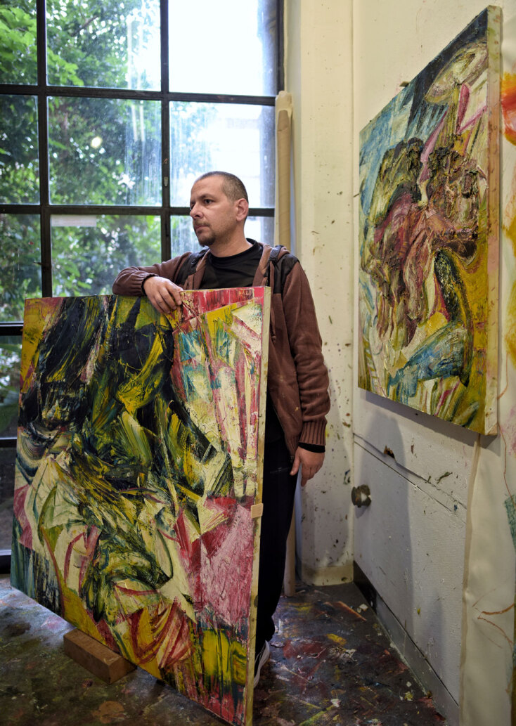 Ο Ζαχαρίας Παπαντωνίου ανοίγει το εργαστήρι του