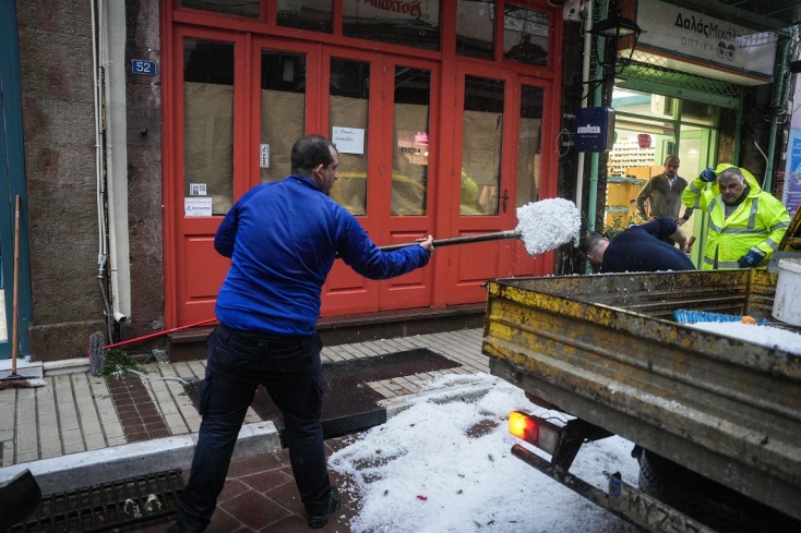 Η κακοκαιρία Adel χτύπησε τη Λέσβο