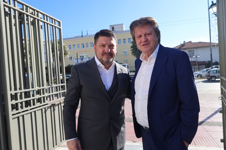 Ο Φώτης Γεωργελές με τον Νίκο Χαρδαλιά