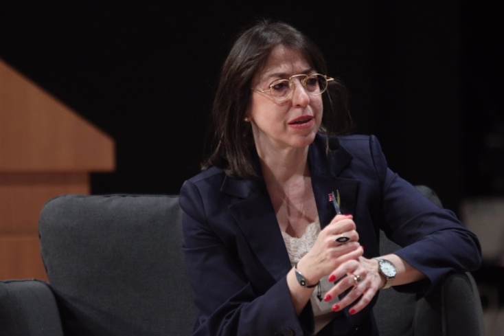 H συντονίστρια του πάνελ, δημοσιογράφος Χριστίνα Γαλανοπούλου