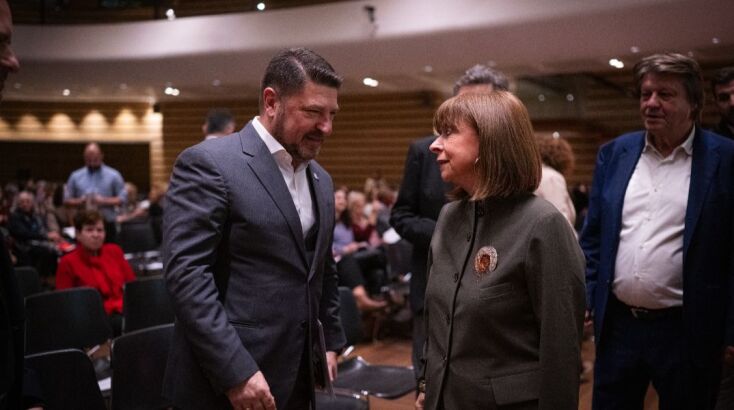 Η Κατερίνα Σακελλαροπούλου με τον Νίκο Χαρδαλιά