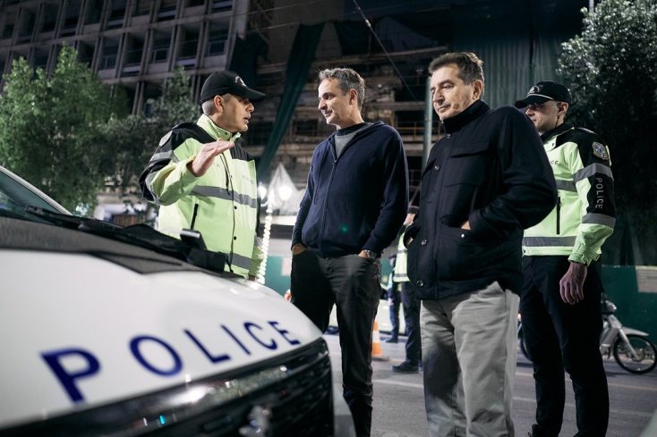 Ο Κυριάκος Μητσοτάκης με τον Μιχάλη Χρυσοχοΐδη