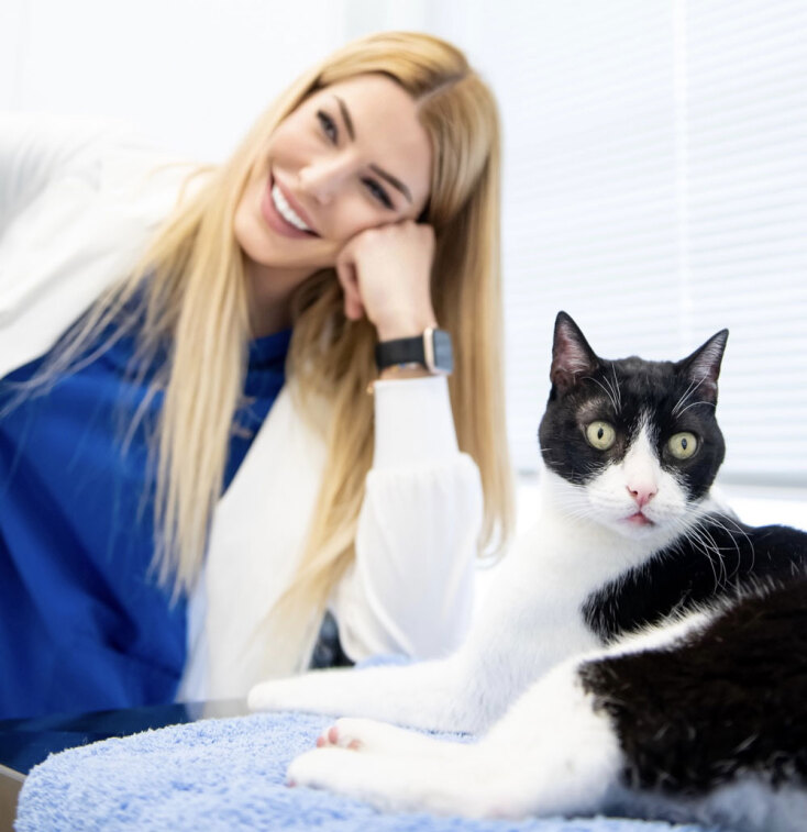 Κτηνίατρος, Δρ. Έφη Ρόζη