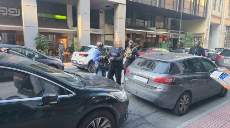Στον Εισαγγελέα Πειραιά μεταφέρθηκαν οι πέντε συλληφθέντες