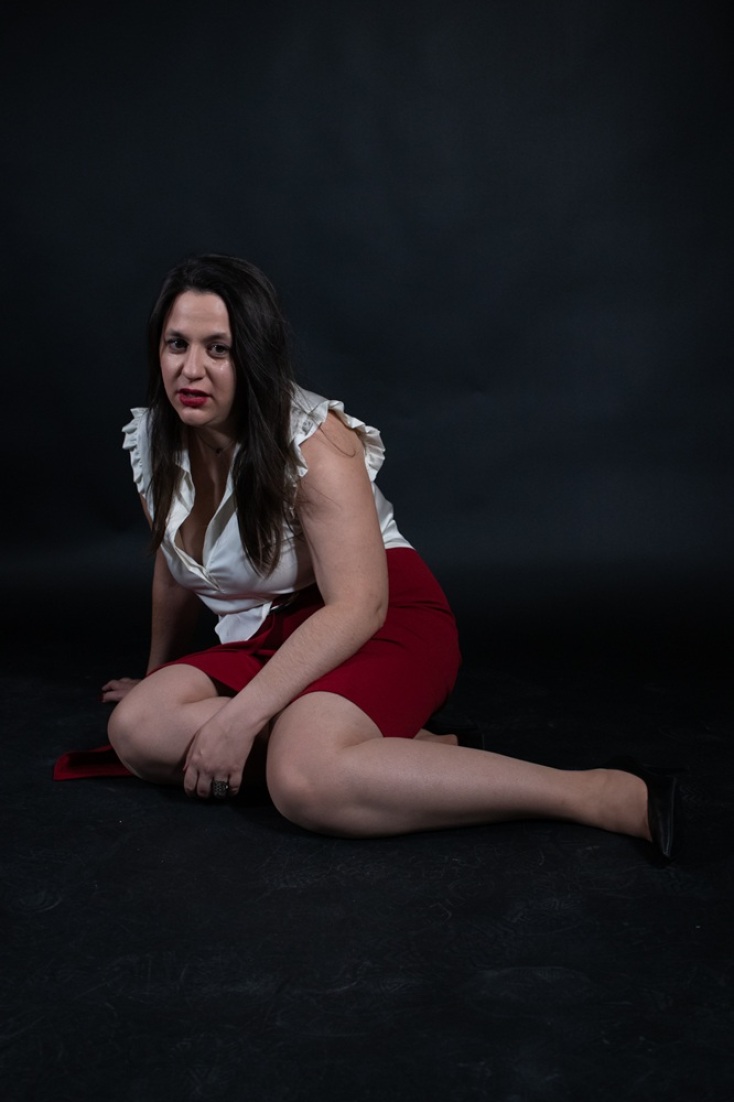 Η Αθηνά Ασημάκη πρωταγωνιστεί στο Εκτροφείο τεράτων στον Μικρό Κεραμεικό