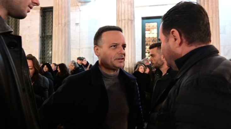 Ο Δήμαρχος Αθηναίων, Χάρης Δούκας στην πλατεία Κοτζιά για τη «Νύχτα των Ευχών»