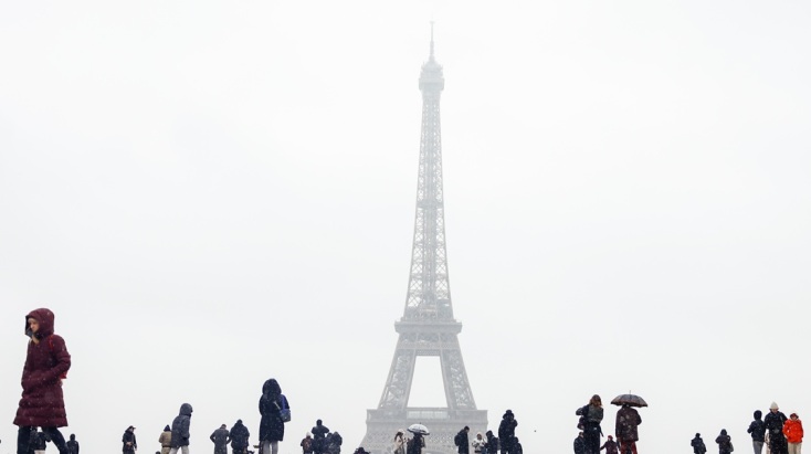  Εντυπωσιακές εικόνες από το χιονισμένο Παρίσι 