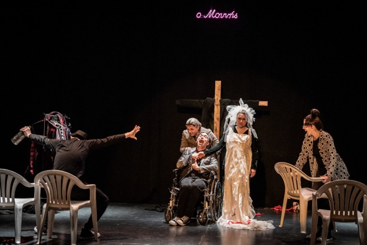 «Ο Μουνής», θέατρο Olvio