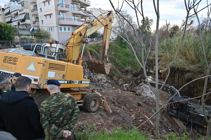 Σε εξέλιξη τα έργα στο ρέμα Πικροδάφνης