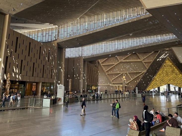 Λίνα Μενδώνη