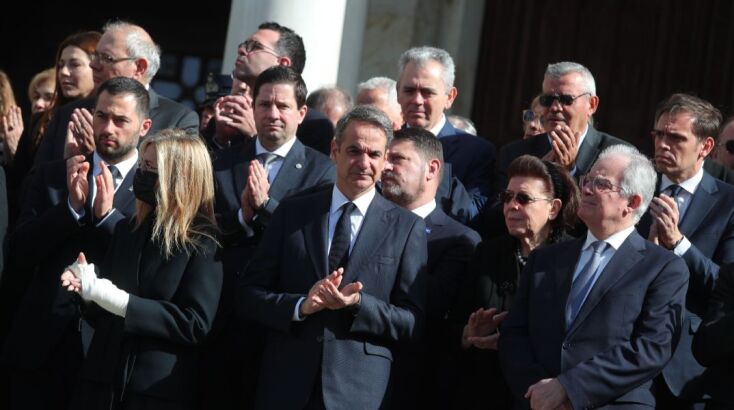 Η Ελλάδα αποχαιρέτησε την διακεκριμένη ιστορικό