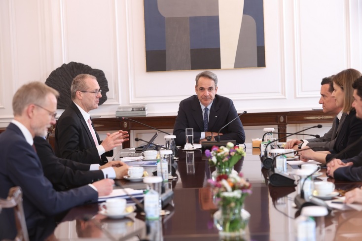 Συνάντηση Μητσοτάκη με τον περιφερειακό διευθυντή Ευρώπης του Παγκόσμιου Οργανισμού Υγείας 